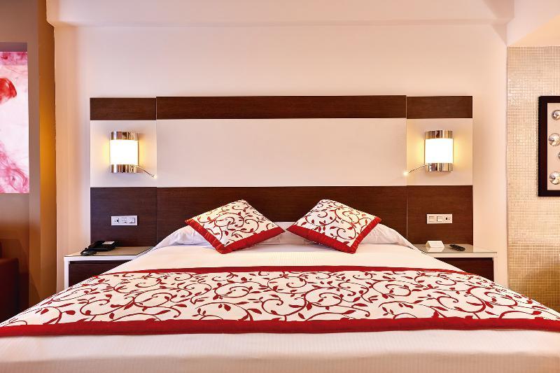 Riu Palace Costa Mujeres 坎昆 外观 照片